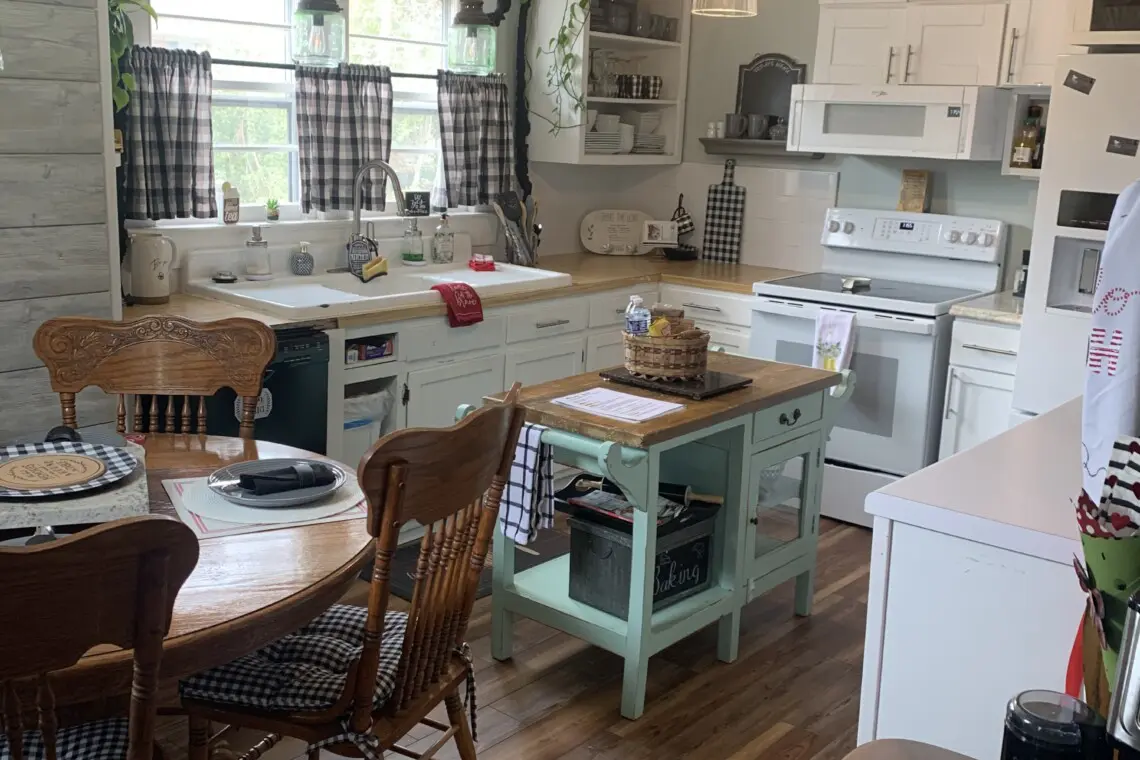 18b1a3f7 5cf7 4f98 bb72 d39033fa8228