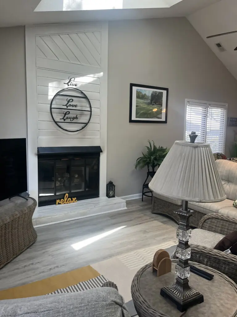 7c9b2bfe 3ca8 4fc2 94ad 28113c88f296