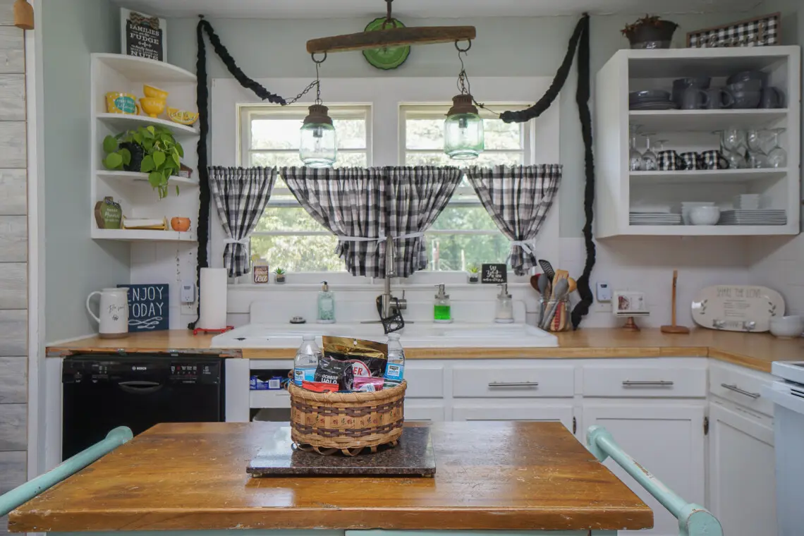 f2017750 596f 4d4b b682 0f13269561ba