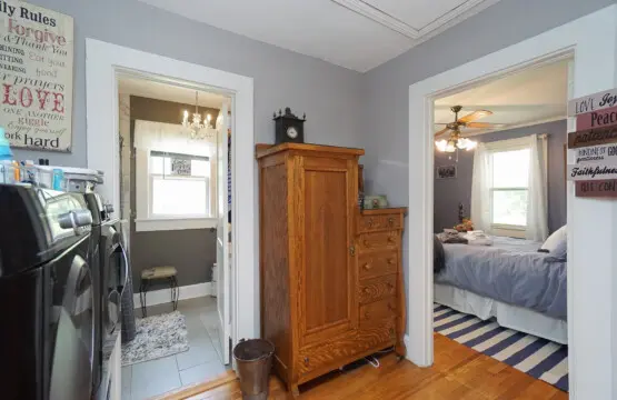 f5d70a81 24d1 46db b759 712a8616844a