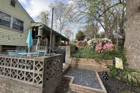 61e8ff88 84a4 473d 89eb b1f43ccabb80